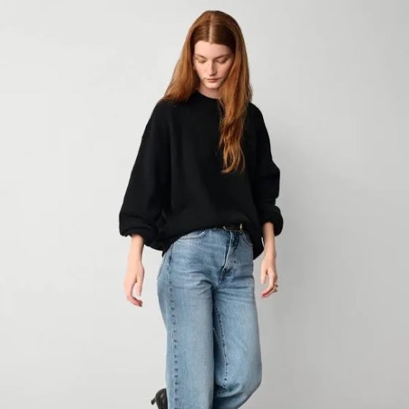 White + Warren Cashmere Cozy Crewneck, Black, Medium $500 - Picture 4 of 4